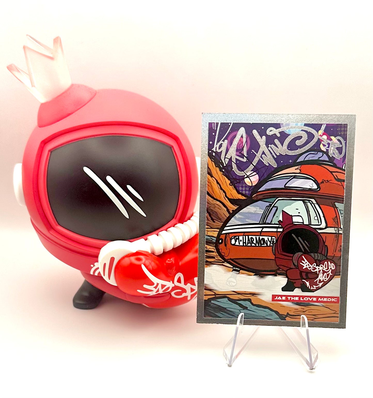 Jae The Lovestronaut Medic Vinyl x Chase Card Bundle